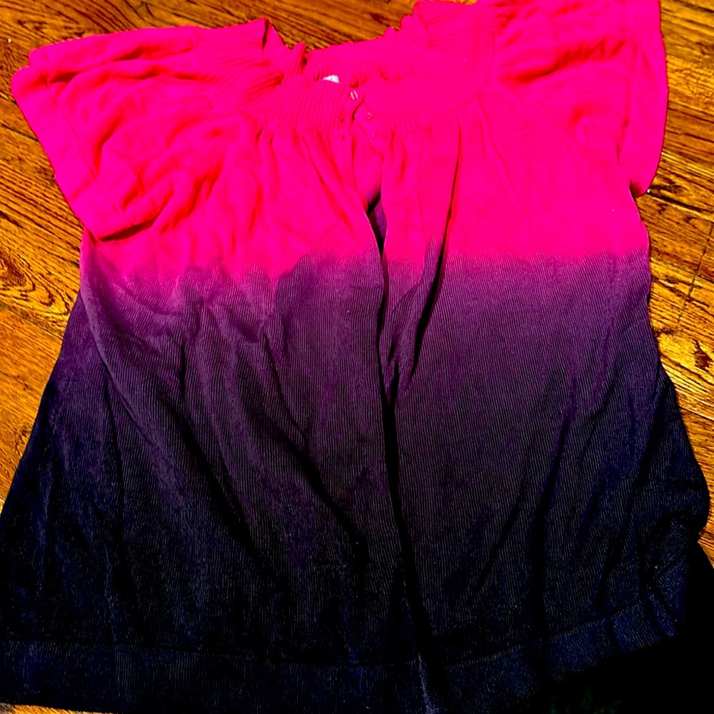 Ladies sweater short sleeve. Soft . Beautiful colors.New